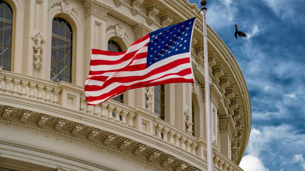 Головне фото статті